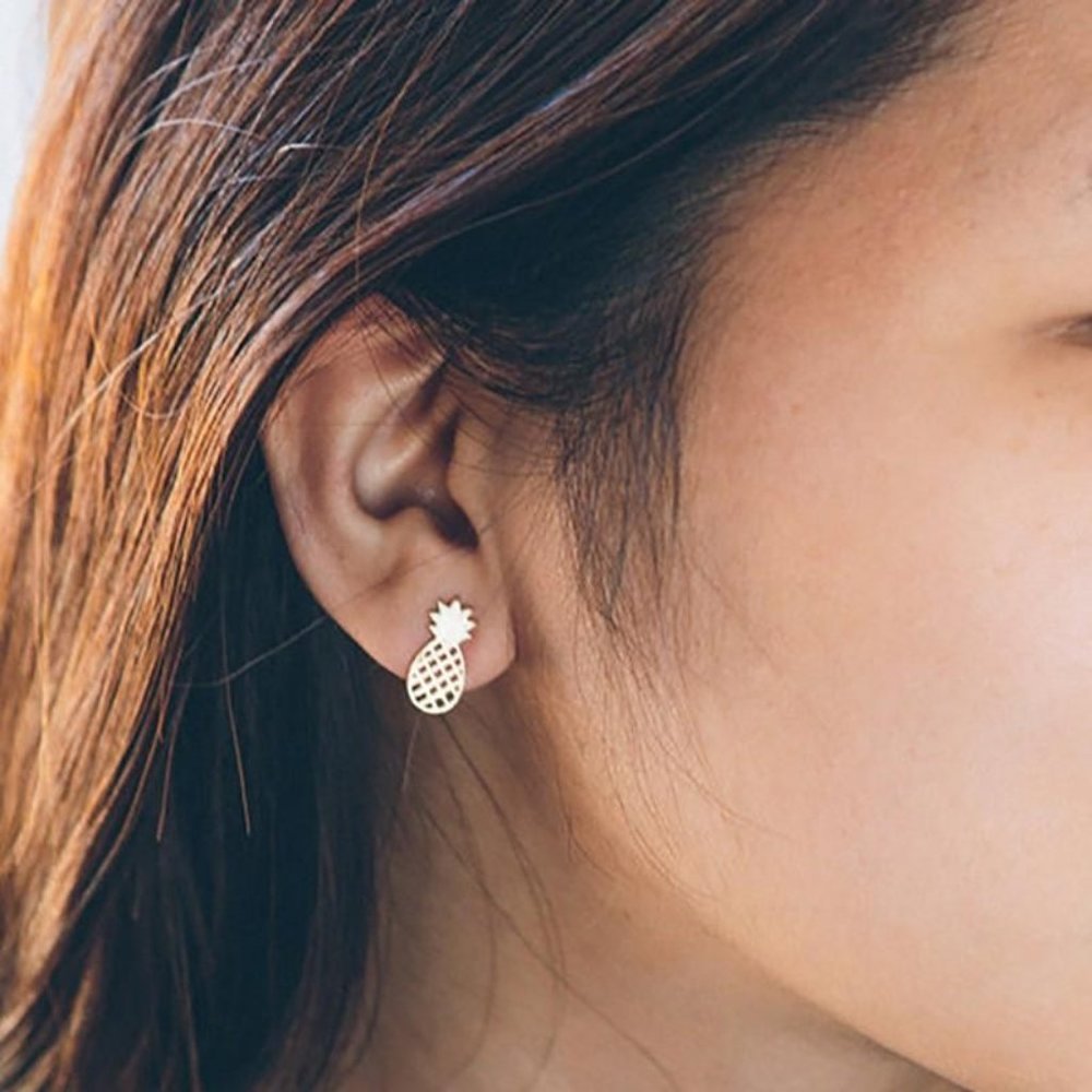 💎✨ Pinapple Earrings - Picture 4 of 5